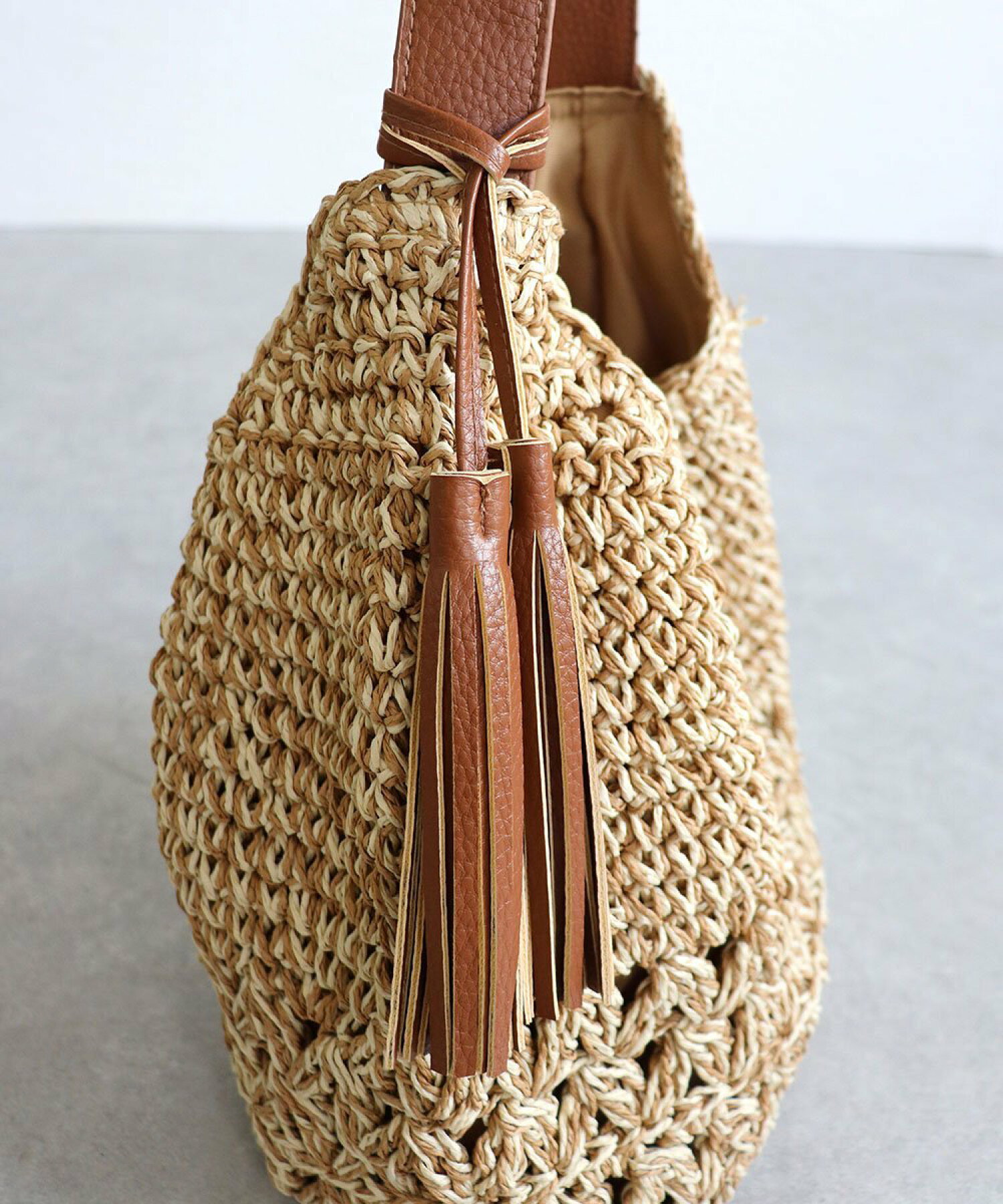 柄編みペーパーワンショルダーバッグ